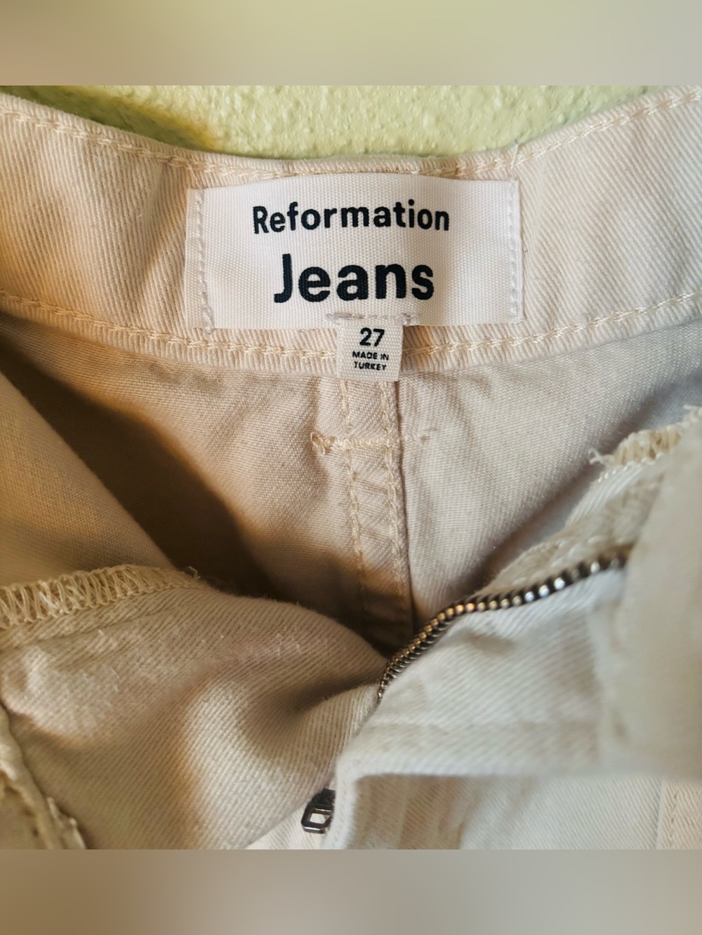 Reformation Jeans  Almond Beige Pierce Utility Shorts Size: 27 - Picture 6 of 7